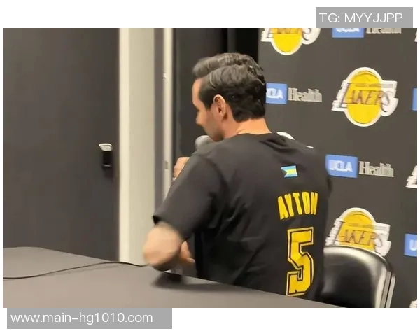 詹姆斯缺阵湖人急需艾顿挺身而出助力球队重振士气