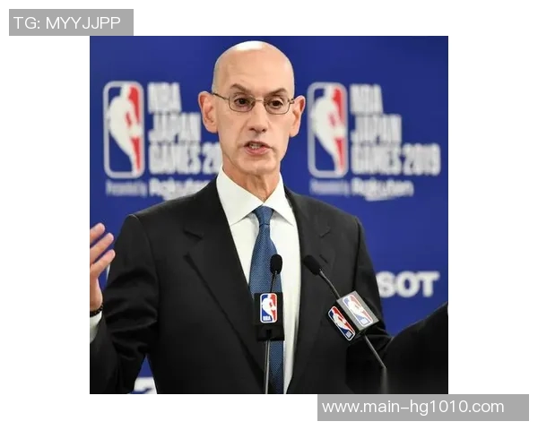 美媒报道罗齐尔将责任推给同案朋友律师坚决否认指控 美媒报道罗齐尔将责任推给同案朋友律师坚决否认指控