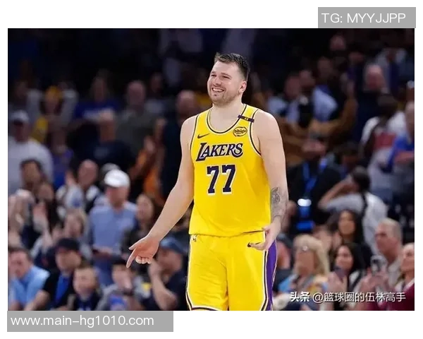 帕里什称赞东契奇体能提升赛后表现显著改善不再体力不支