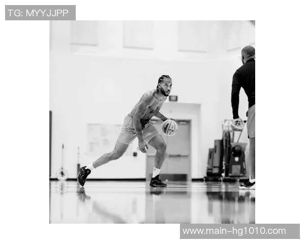 卢教练强调内线攻击的重要性29次罚球助力球队节奏控制 卢教练强调内线攻击的重要性29次罚球助力球队节奏控制