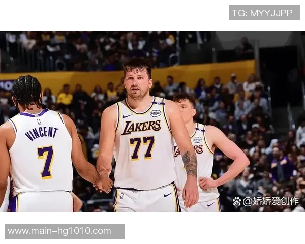 NBA杯历史战绩揭秘雄鹿强势领跑湖人紧随其后奇才惨遭垫底